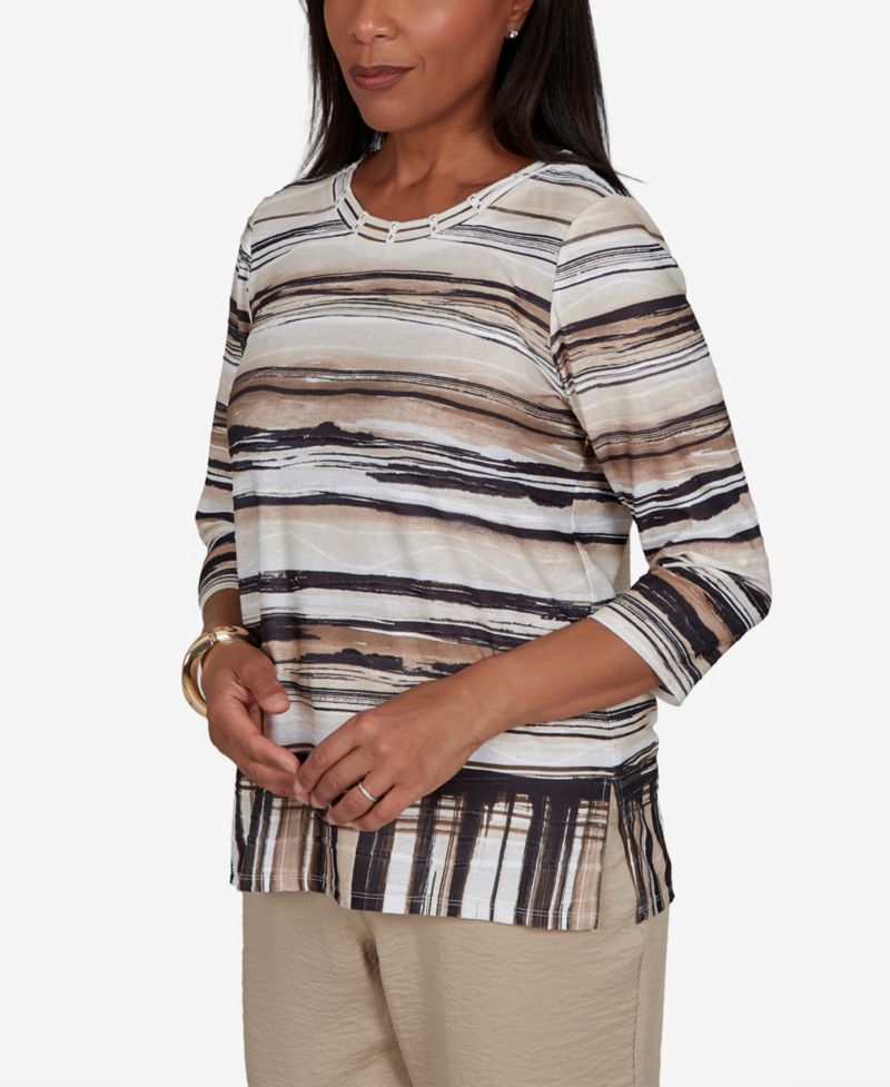 Women's Travel Advisory Scratched Stripes Knit Top
