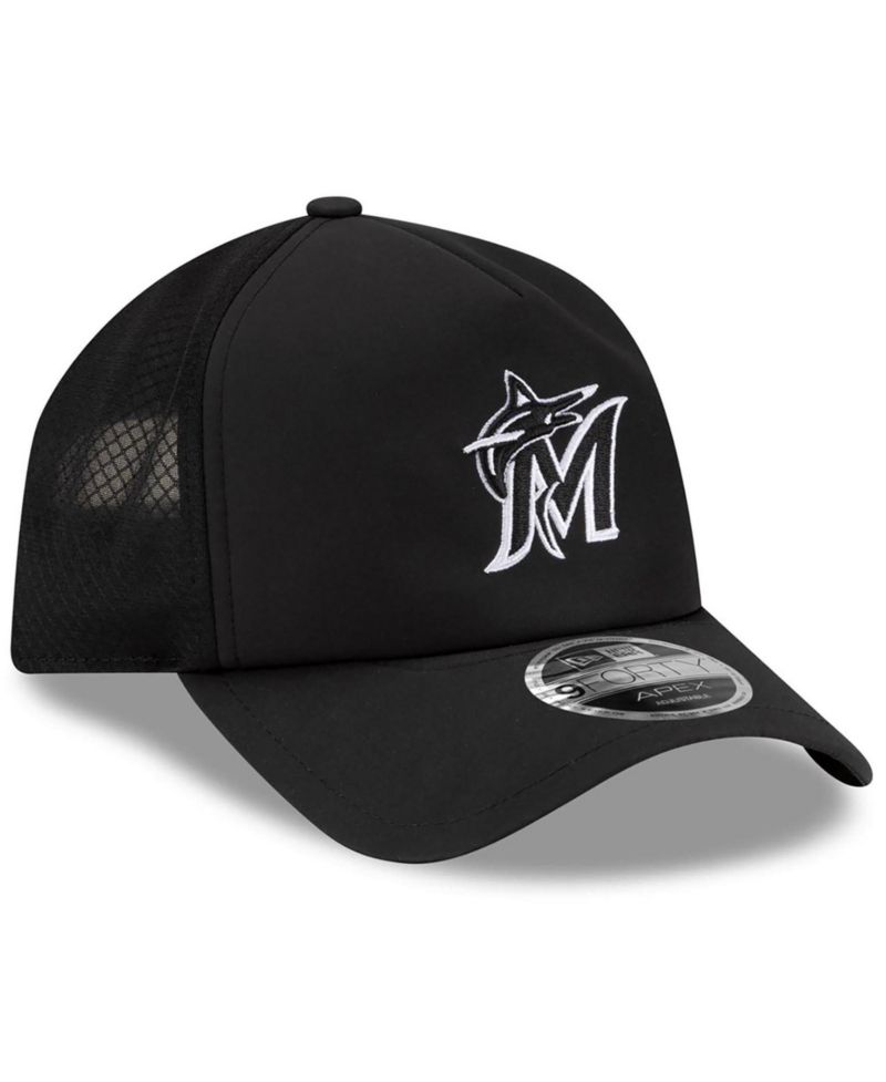 Men's Black Miami Marlins 2026 Batting Practice Apex 9FORTY Adjustable Trucker Hat