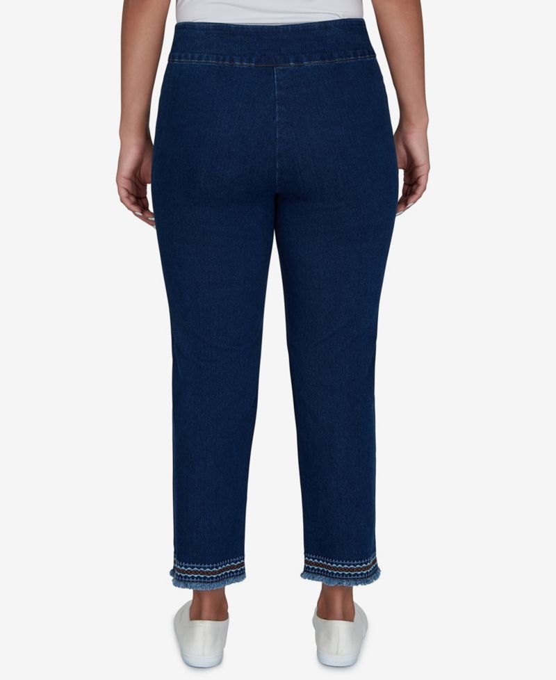 Petite Pull-On Cropped Pants