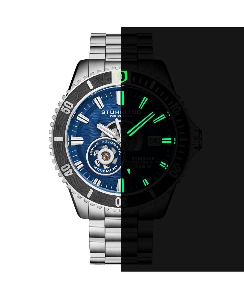 1013 Men s Automatic Watch Swiss Movement Blue Dial Black Bezel Stainless Steel Case and Bracelet 200M Water Resistant Diver Date Window