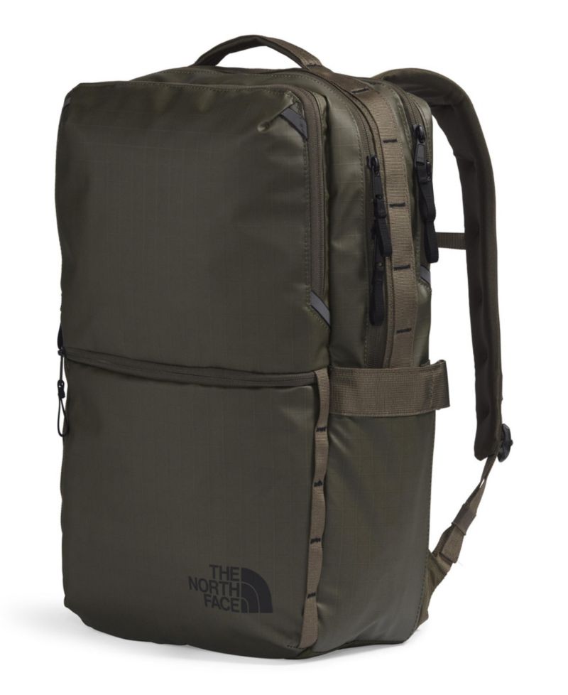 Men's Base Camp Voyager Daypack Bag