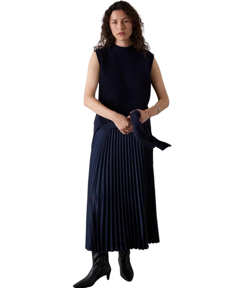 Women's Sleeveless Boxy-Fit Wool Sweater Vest