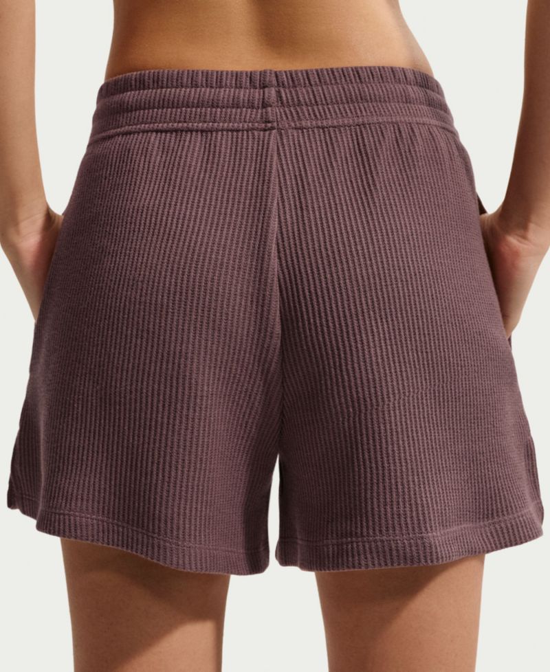 Plus Sportswear Chill Waffle Loose Mid-Rise Shorts