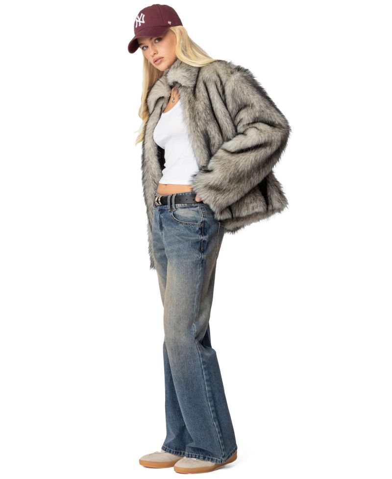 Women's Mob Wife Faux Fur Jacket