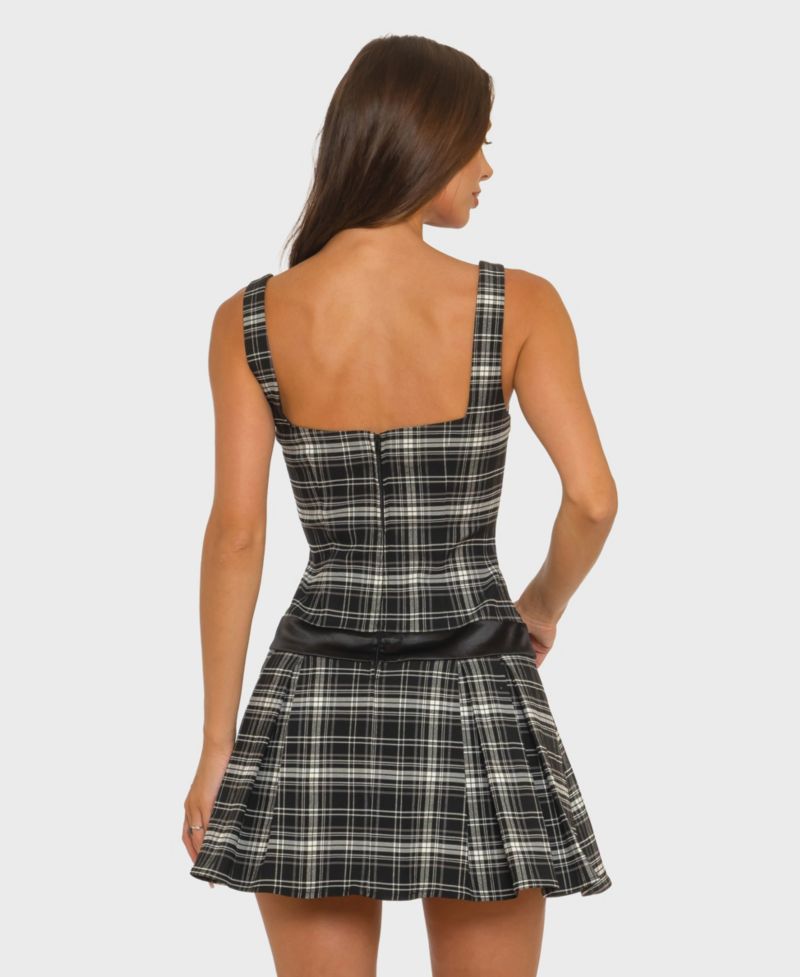 Juniors' Square Neck Drop-Waist Contrast Bow Detail Dress