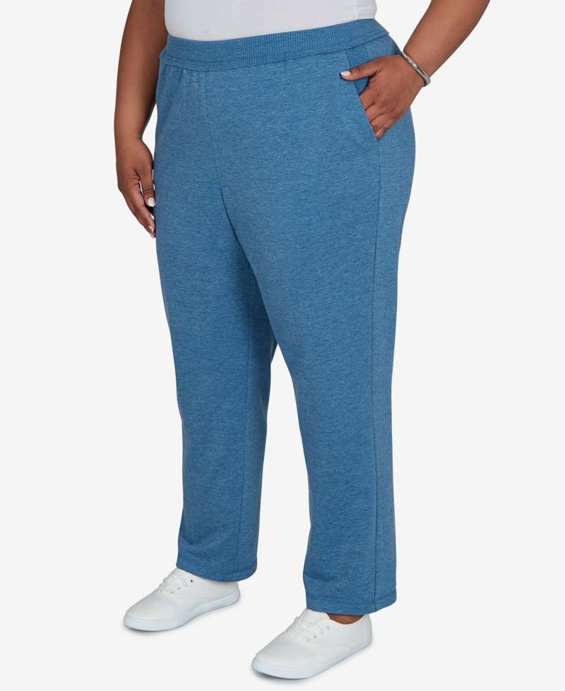 Plus Size Pull-On Elastic Waist Mid-Rise Denim Pants