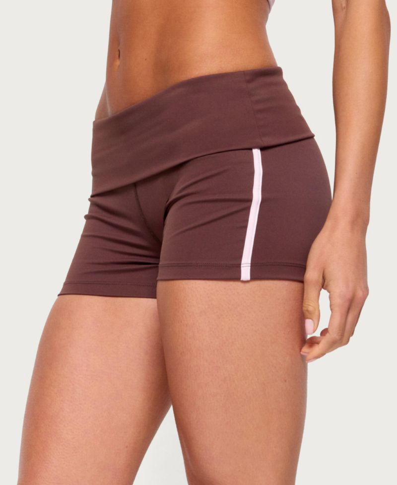 Women's Ambar Contrast-Stripe Mid-Rise Shorts, 2" Inseam