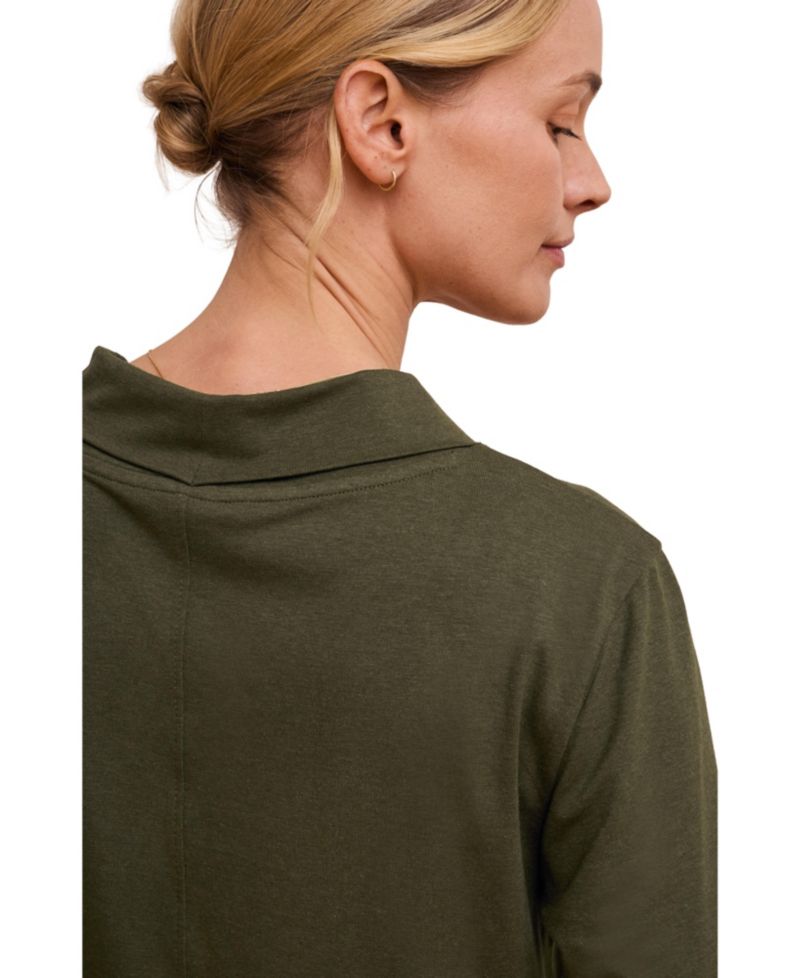 Women's Relaxed V Neck T-Shirt