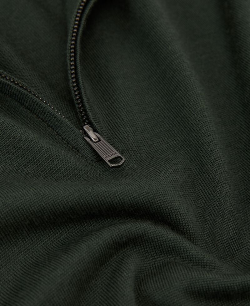 Men's Blackhall Slim-Fit Merino Wool Fine-Gauge Knit Sweater