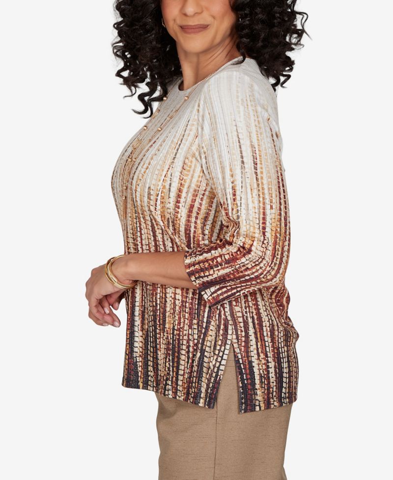Petite Union Square Textured Ombre 3/4-Sleeve Top With Necklace