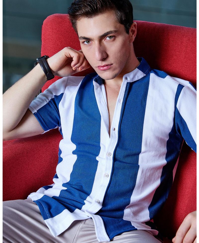 Men's Knitted Blue Vertical Striped Shirt
