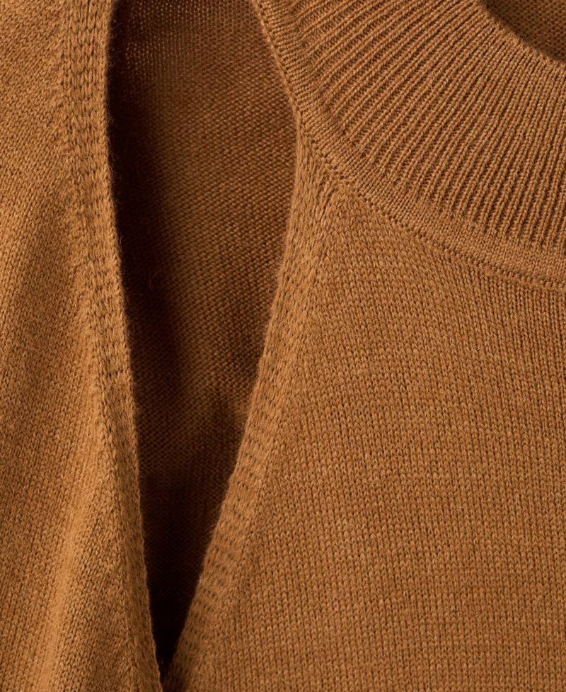 Women's Cardigan-Style Detailing Sweater