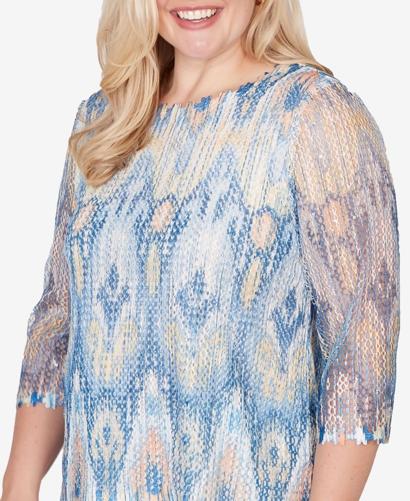 Women's Out of the Blue Dramatic Ikat Scallop Trim Crewneck Top