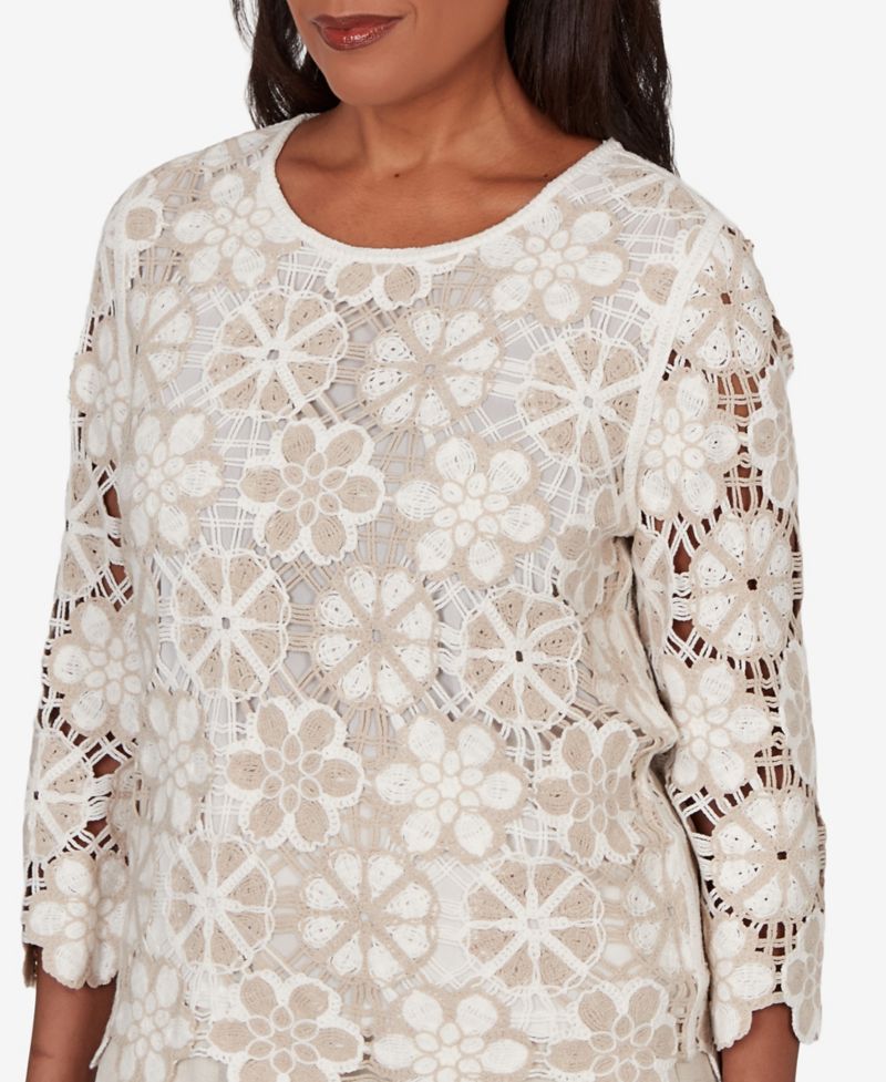 Women's Natural Wonder Floral Crochet Three-Quarter-Sleeve Top