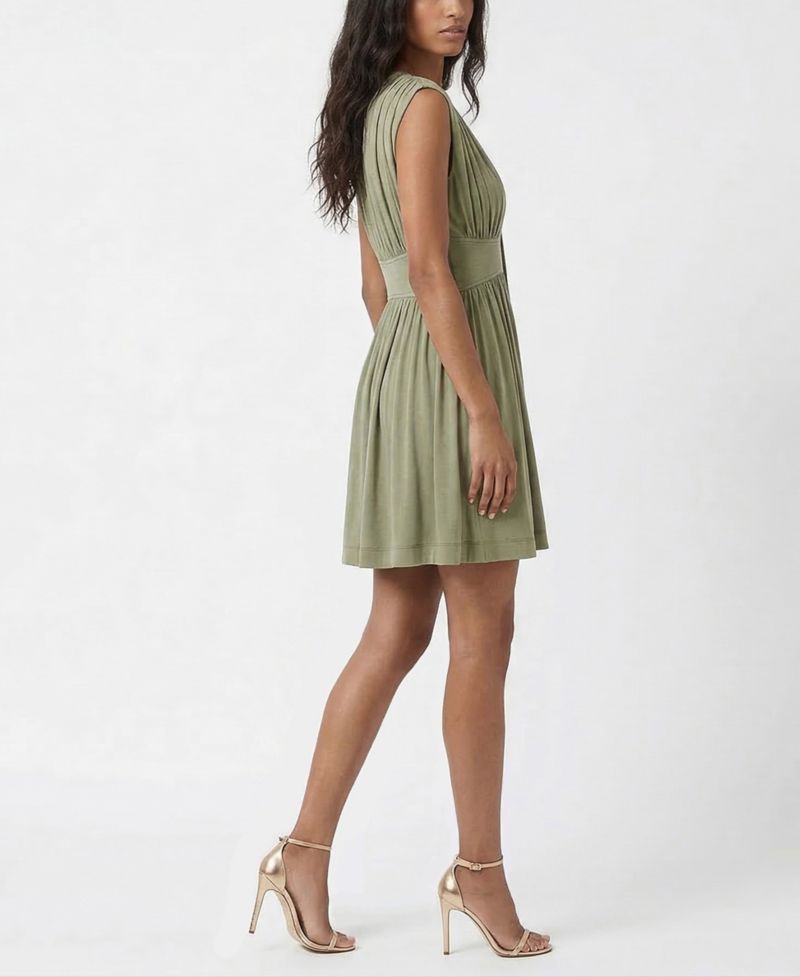 Women's Cinched Waist Ruched Crewneck Dress
