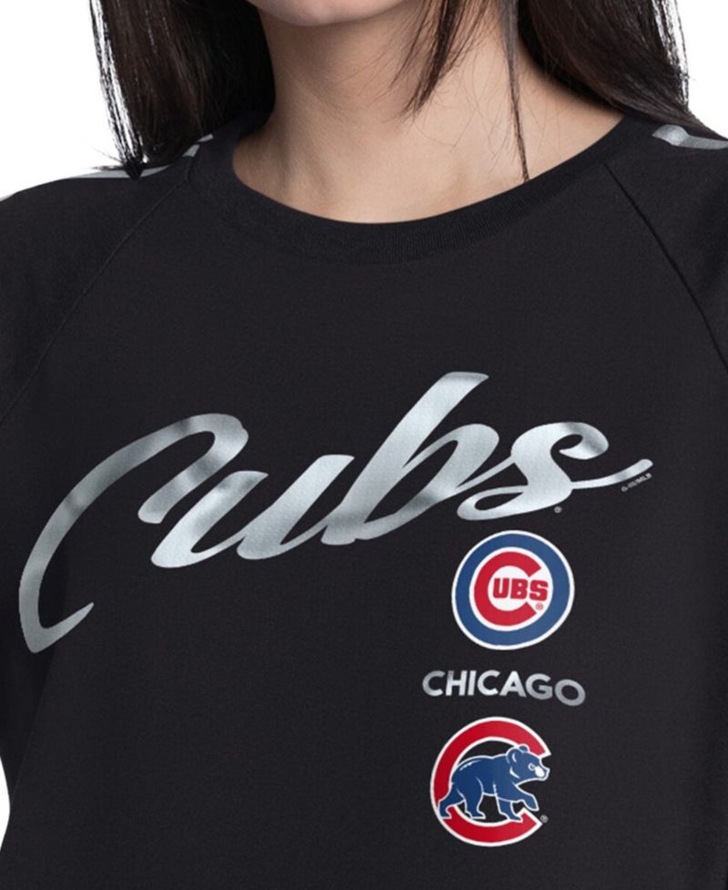 Women's Black Chicago Cubs Classic Play Cropped Raglan T-Shirt