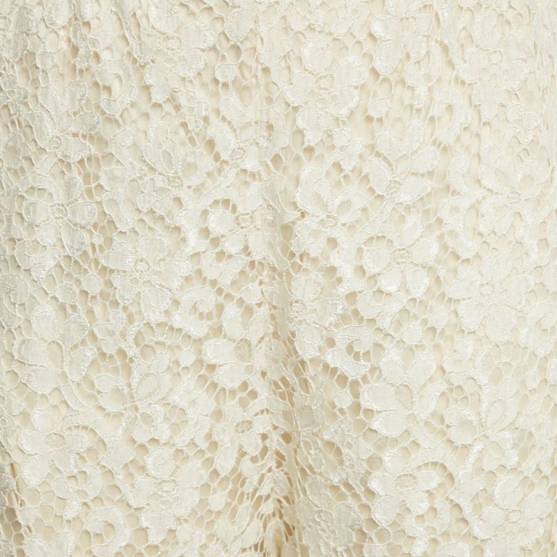 Women's White Lace Shorts