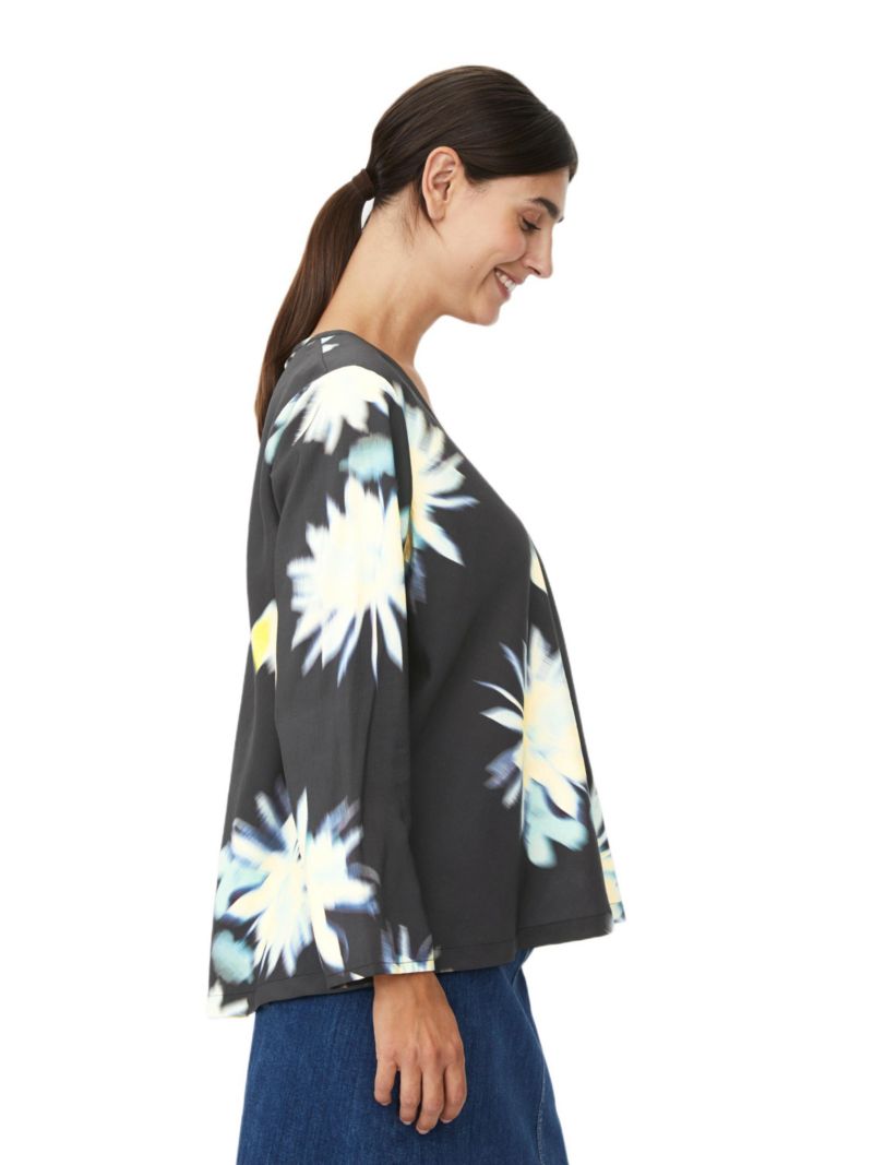 Women's Kala Long Sleeve V-Neck Blouse