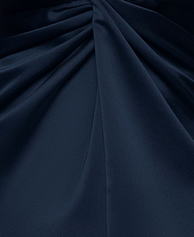 Women's Short Sleeve V-Neck Gown