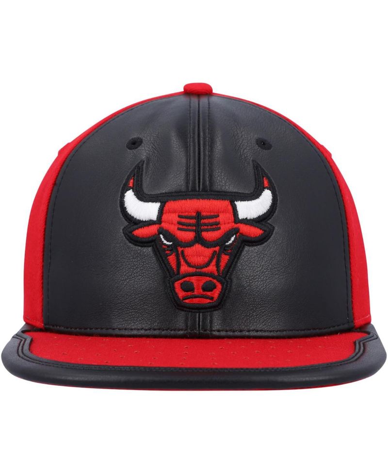 Men's Mitchell & Ness Black, Red Chicago Bulls Day One Snapback Hat