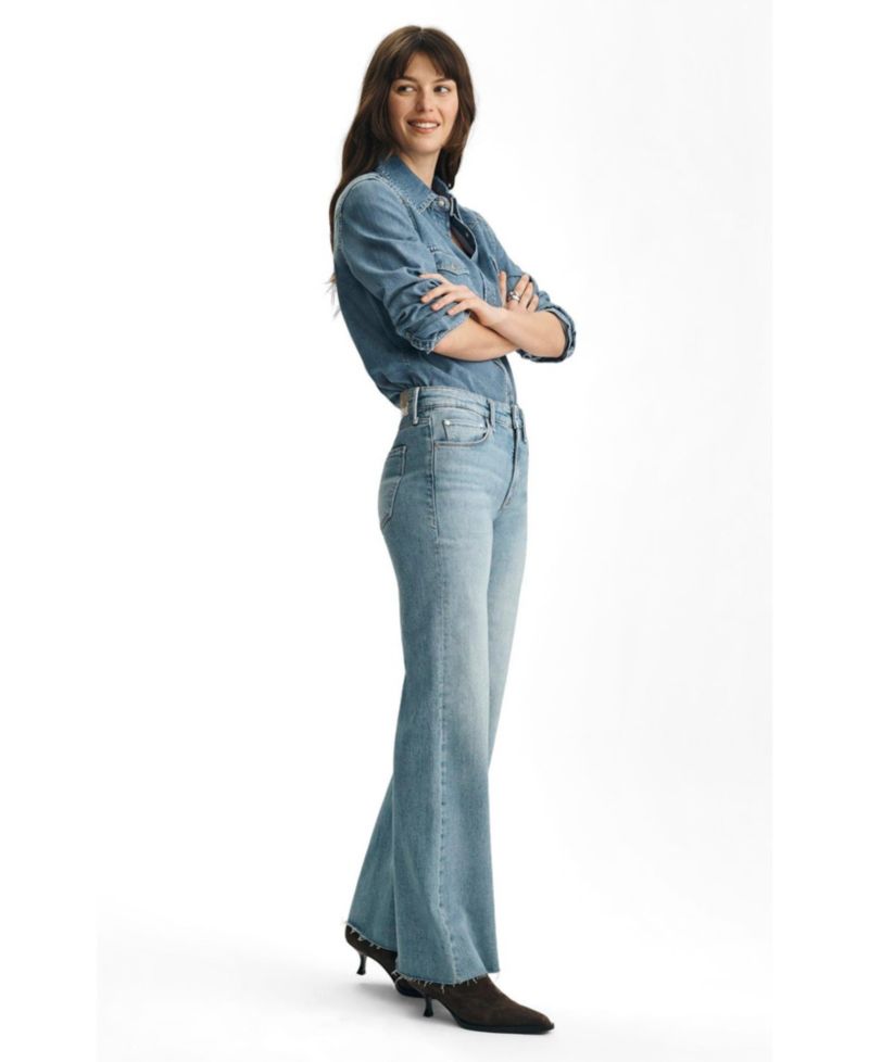 Women's Grace Mid Rise Flare In Bleached Classic Blue