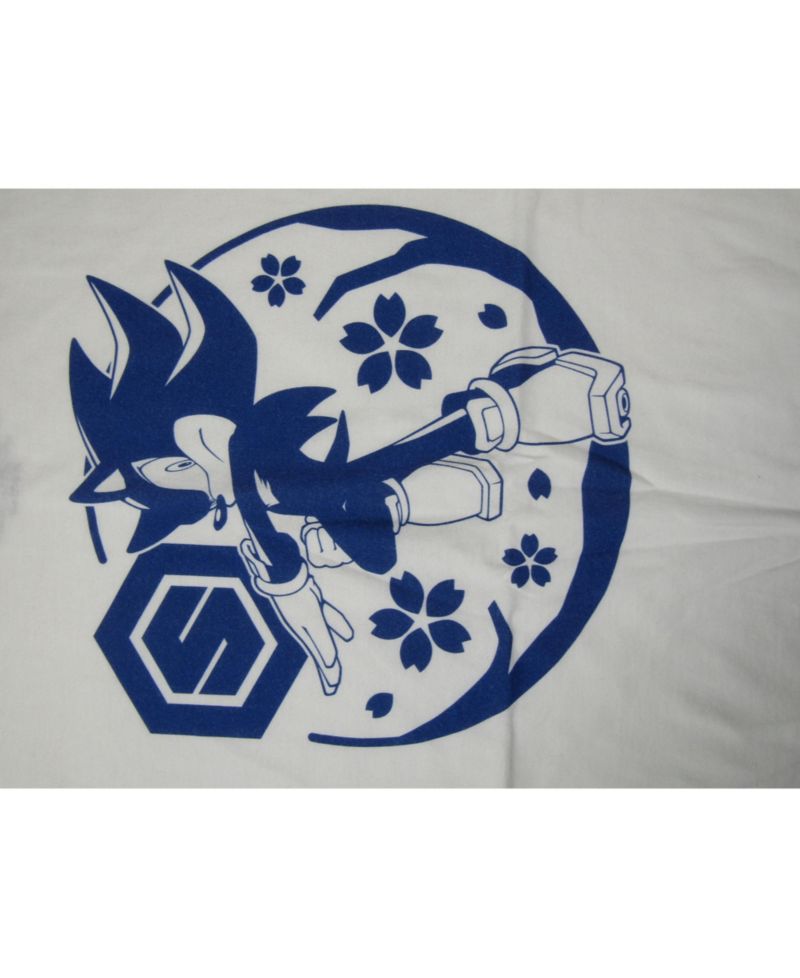 Men's Modern Character White Graphic Tee - M