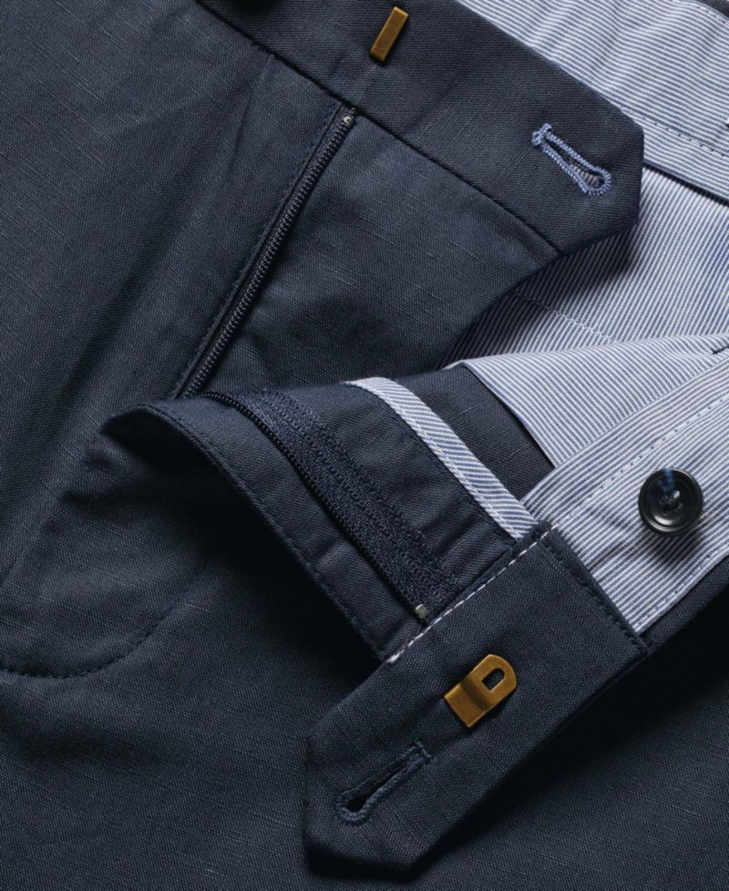 Men's Lightweight Regular-Fit Shorts