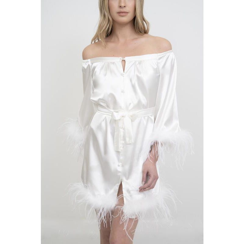 Women's Bridal Off-The-Shoulder Hair and Makeup Robe Feather Trim On The Sleeve and Hem
