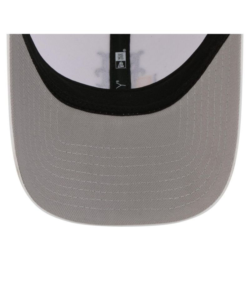 Men's White New York Mets Flag 9FORTY Trucker Adjustable Hat