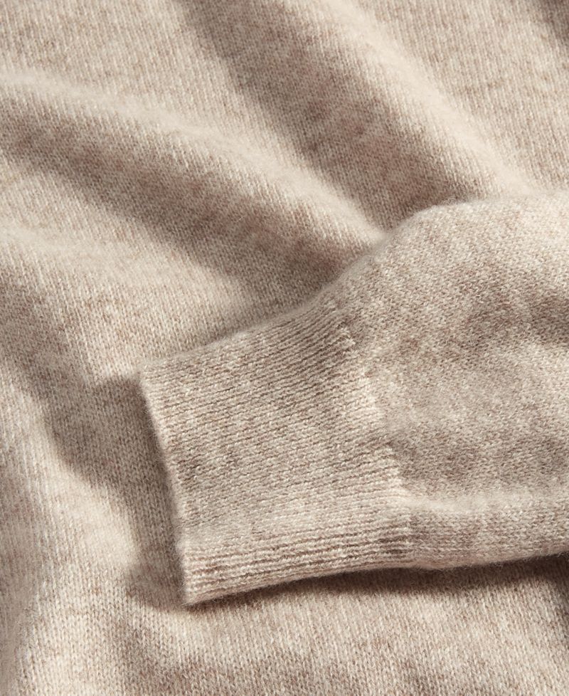 100% Cashmere Women's Petite Long-Sleeve Crewneck Sweater