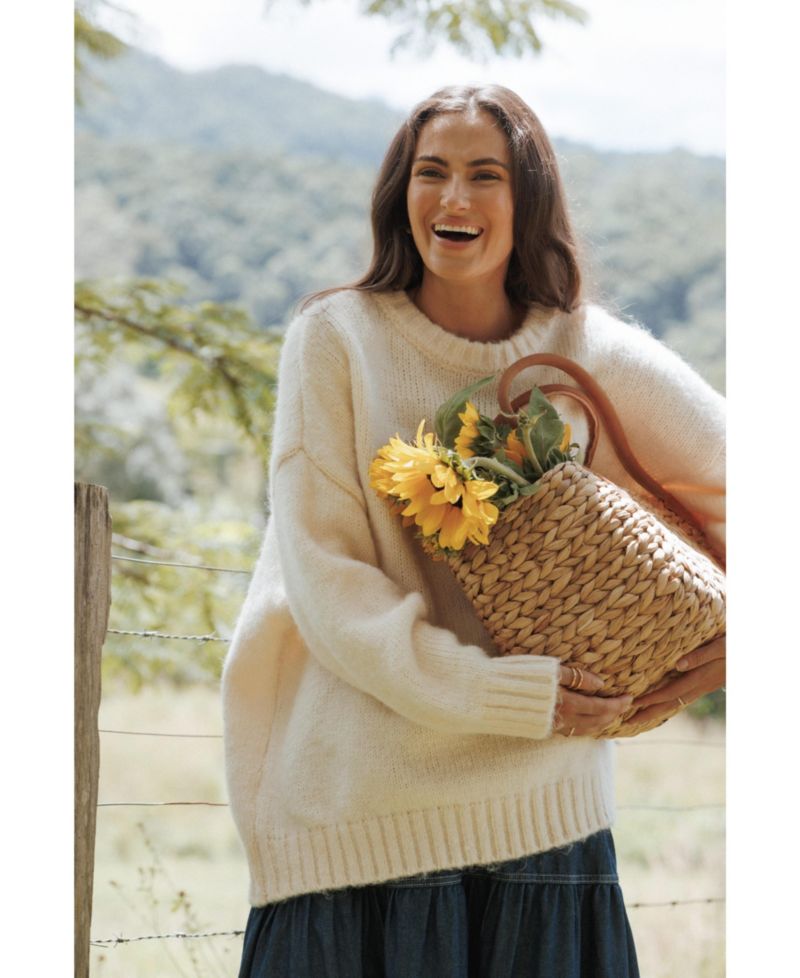 Women's Lloyd Long-Sleeve Crewneck Oversized Knit Sweater