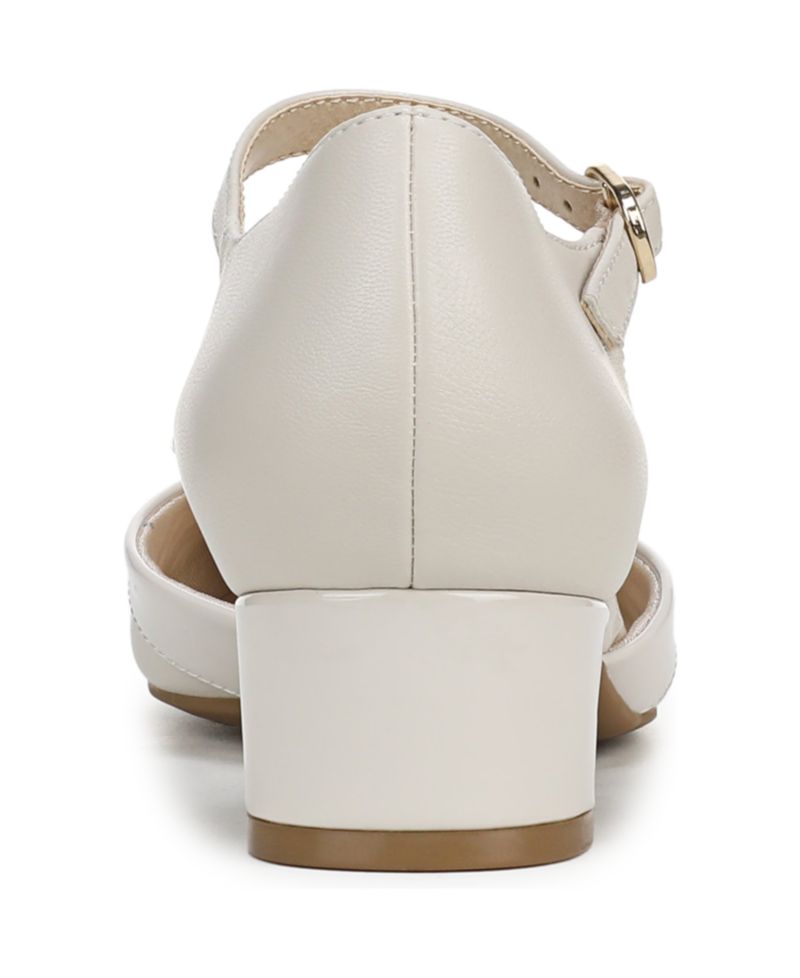 Women's Leighton Snip Toe Dress Pumps