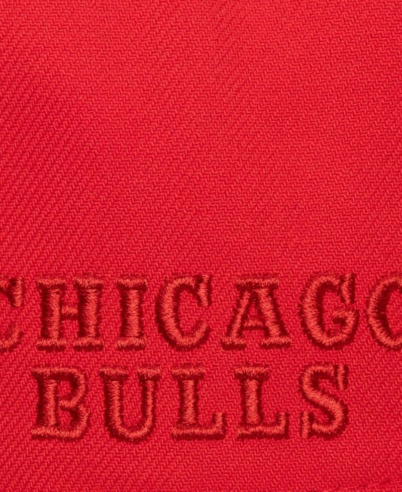 Men's Red Chicago Bulls Legendary Home Pro Pinch Snapback Hat