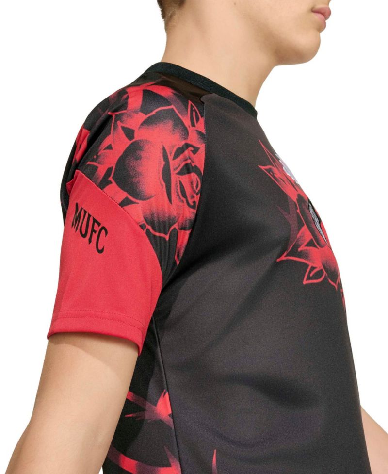 Boys' and Girls' Manchester United Pre-Match Raglan Short-Sleeve T-Shirt