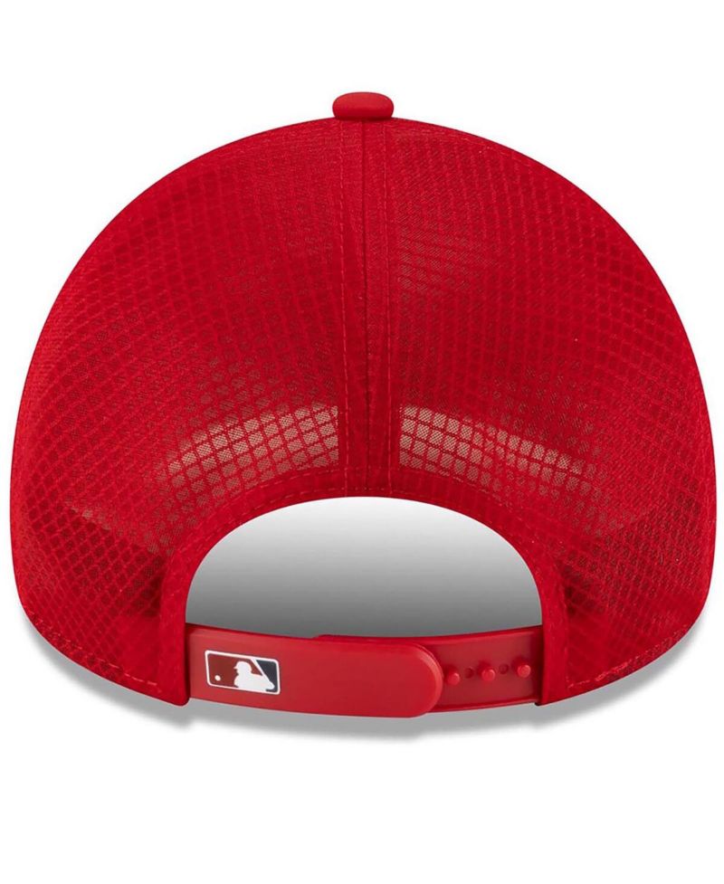 Men's Red Washington Nationals 2026 Batting Practice Apex 9FORTY Adjustable Trucker Hat