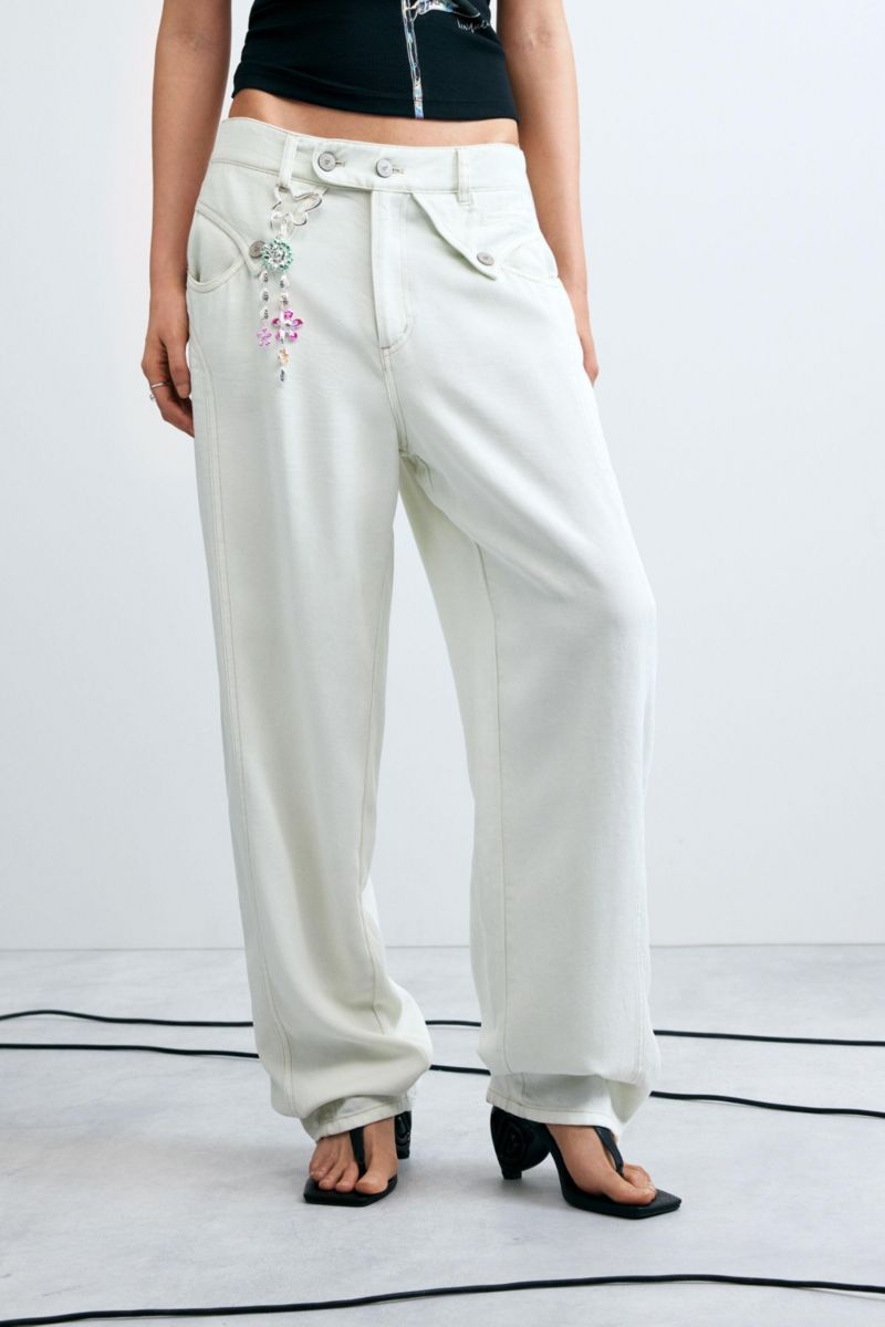 Women's Baggy Pants Buttons