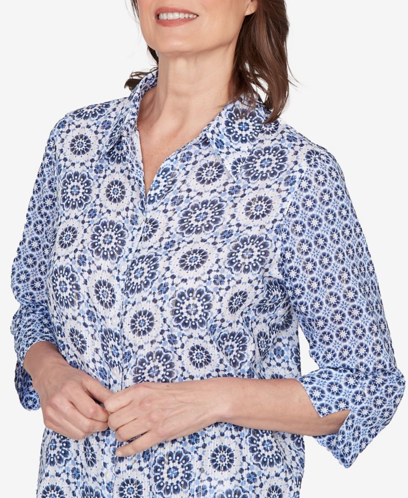 Women's Mykonos Geometric Button-Front Collared Top