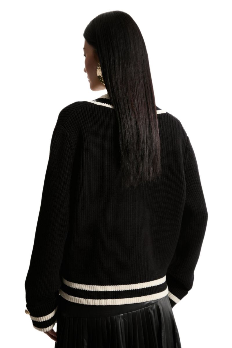 Women's Cotton V-Neck Knit Boxy Jumper