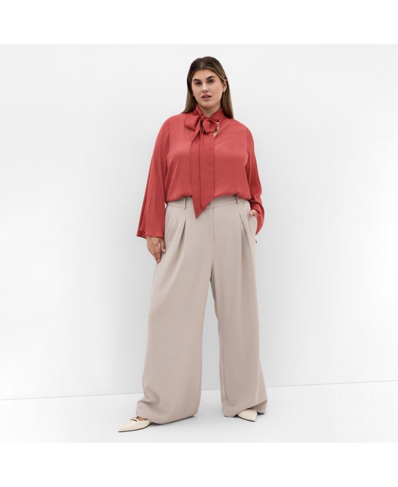 Plus Size Mahalia Neck Tie Top