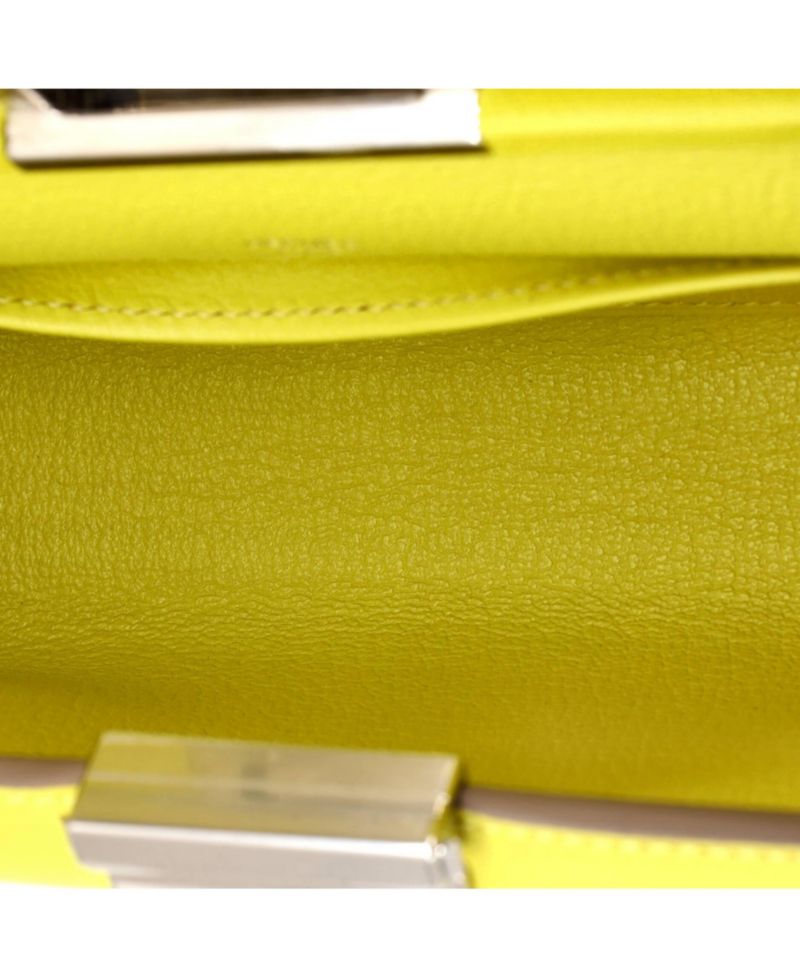 21 Clic-H Shoulder Bag Evercolor