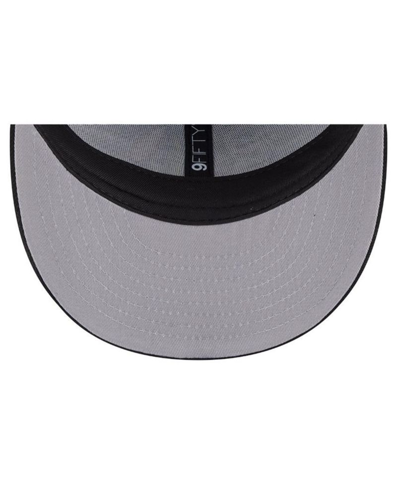 Men's Gray/Black Chicago Blackhawks Wool Pin Low Profile 9FIFTY Snapback Hat