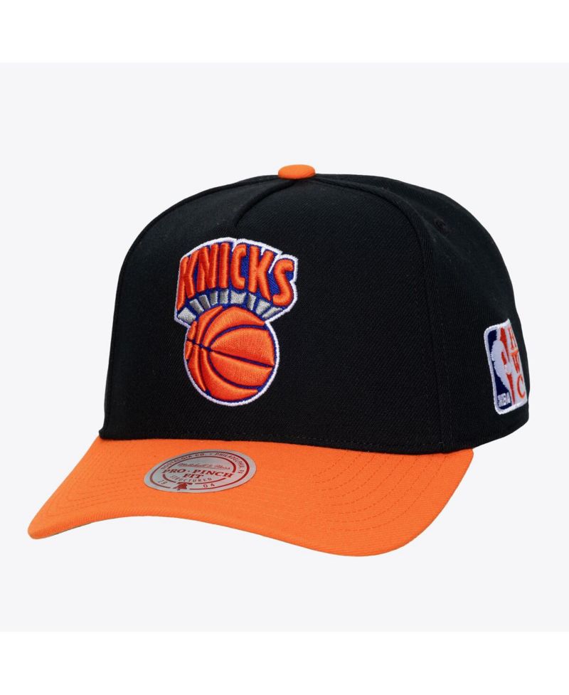 Men's Black New York Knicks Hardwood Classics Legendary Away Pro-Pinch Adjustable Hat
