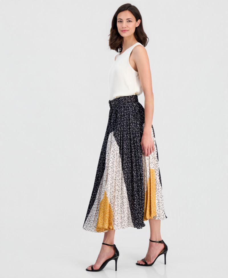 Women's Belted Pleat Skirt