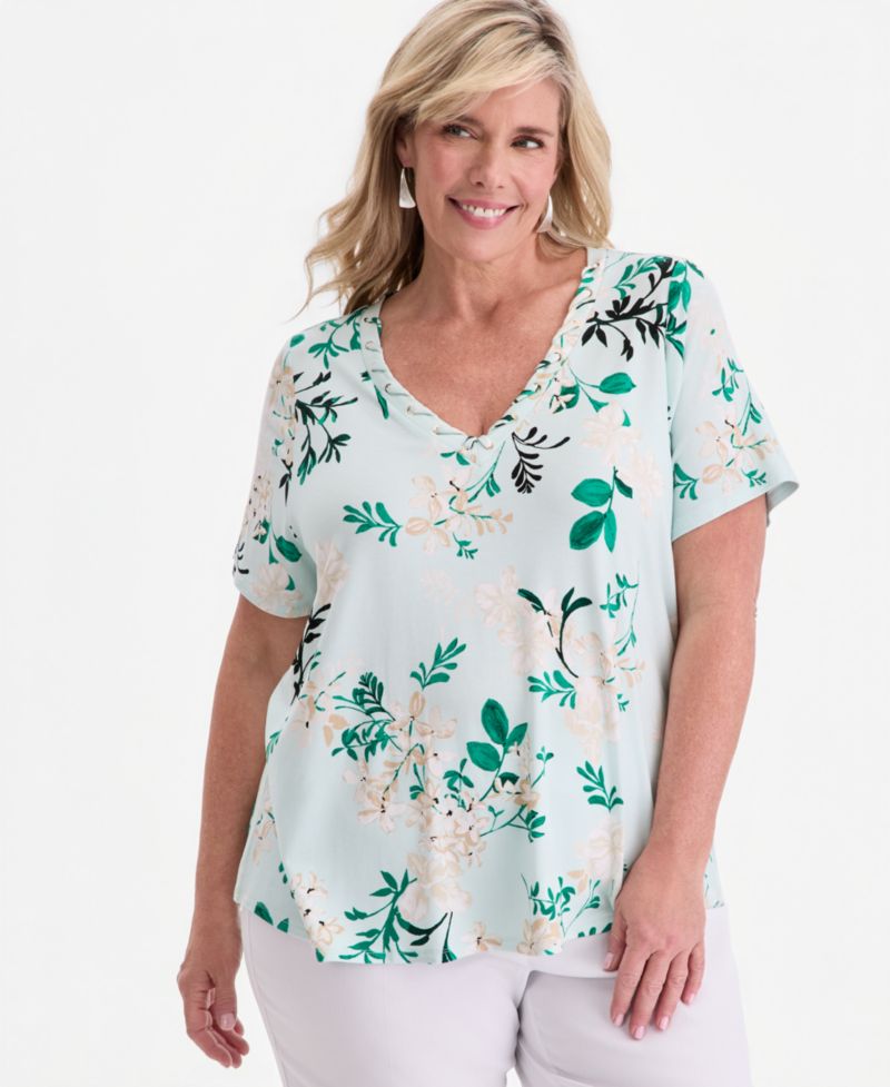 Plus Size Reve Garden V-Neck Lace-Up T-Shirt