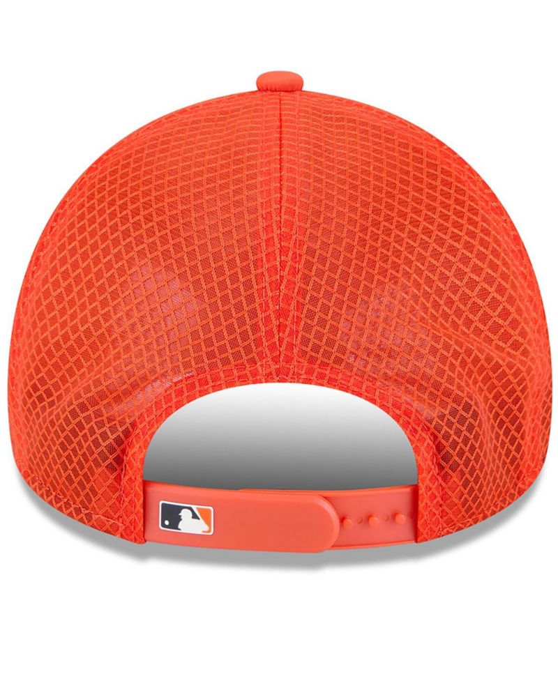 Men's Orange Houston Astros 2026 Batting Practice Apex 9FORTY Adjustable Trucker Hat