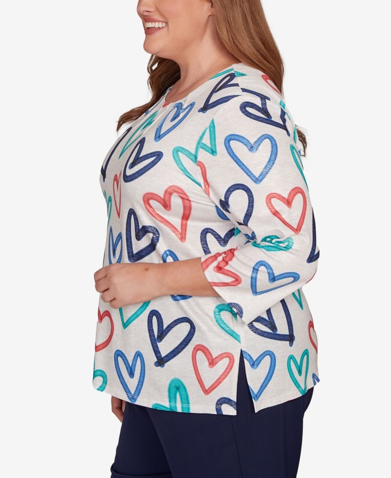 Plus Size Saratoga Springs Tossed Heart Pattern Knit Top