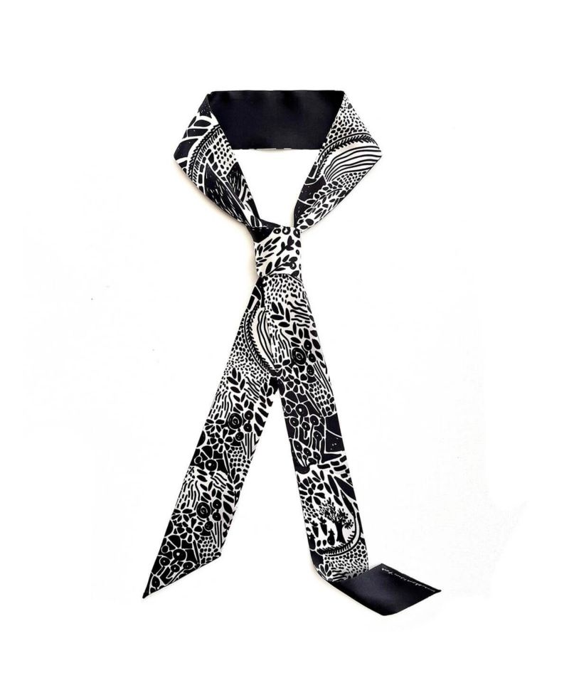 Silk Skinny Scarf Of Black Garden