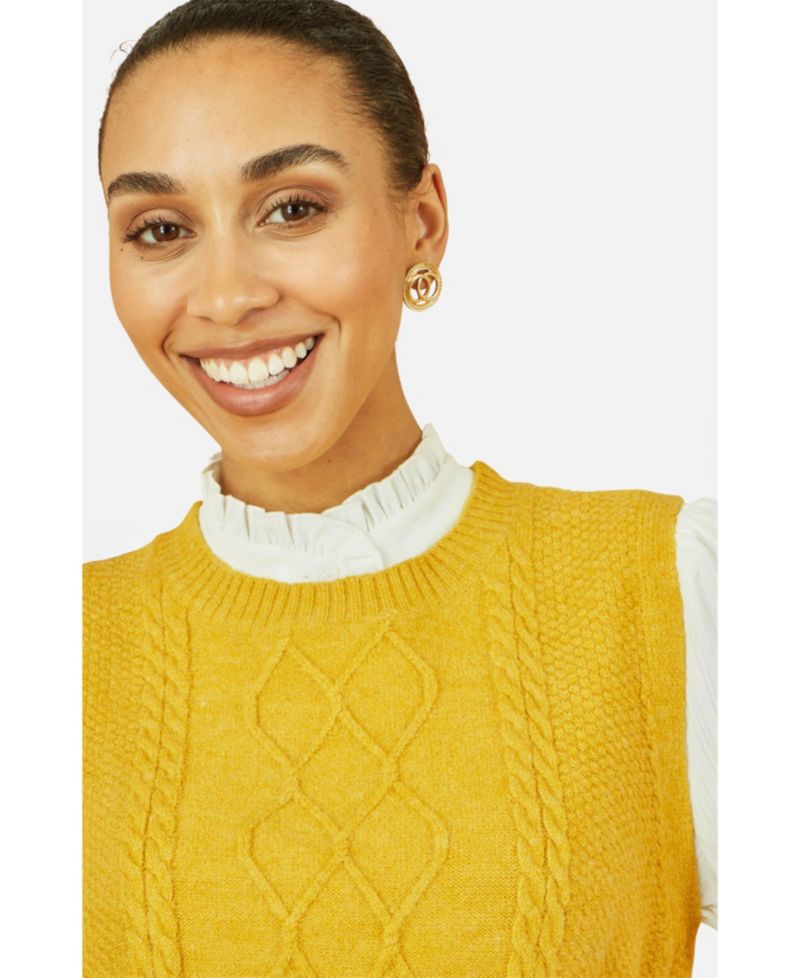 Women's Cable Knit Sleeveless Jumper
