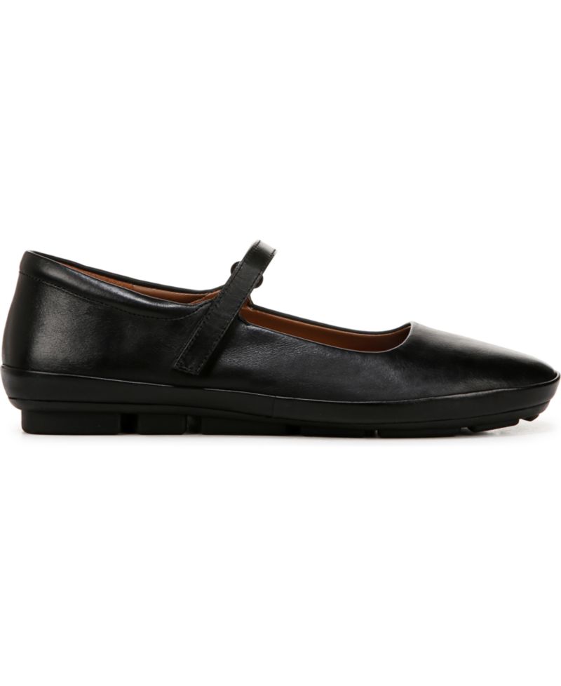 Women's Behold Round Toe Mary Jane Flats