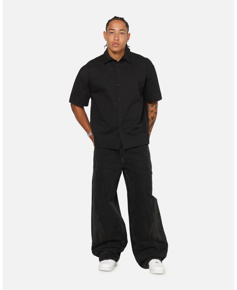 Men's Pearl Script Button Up Shirt